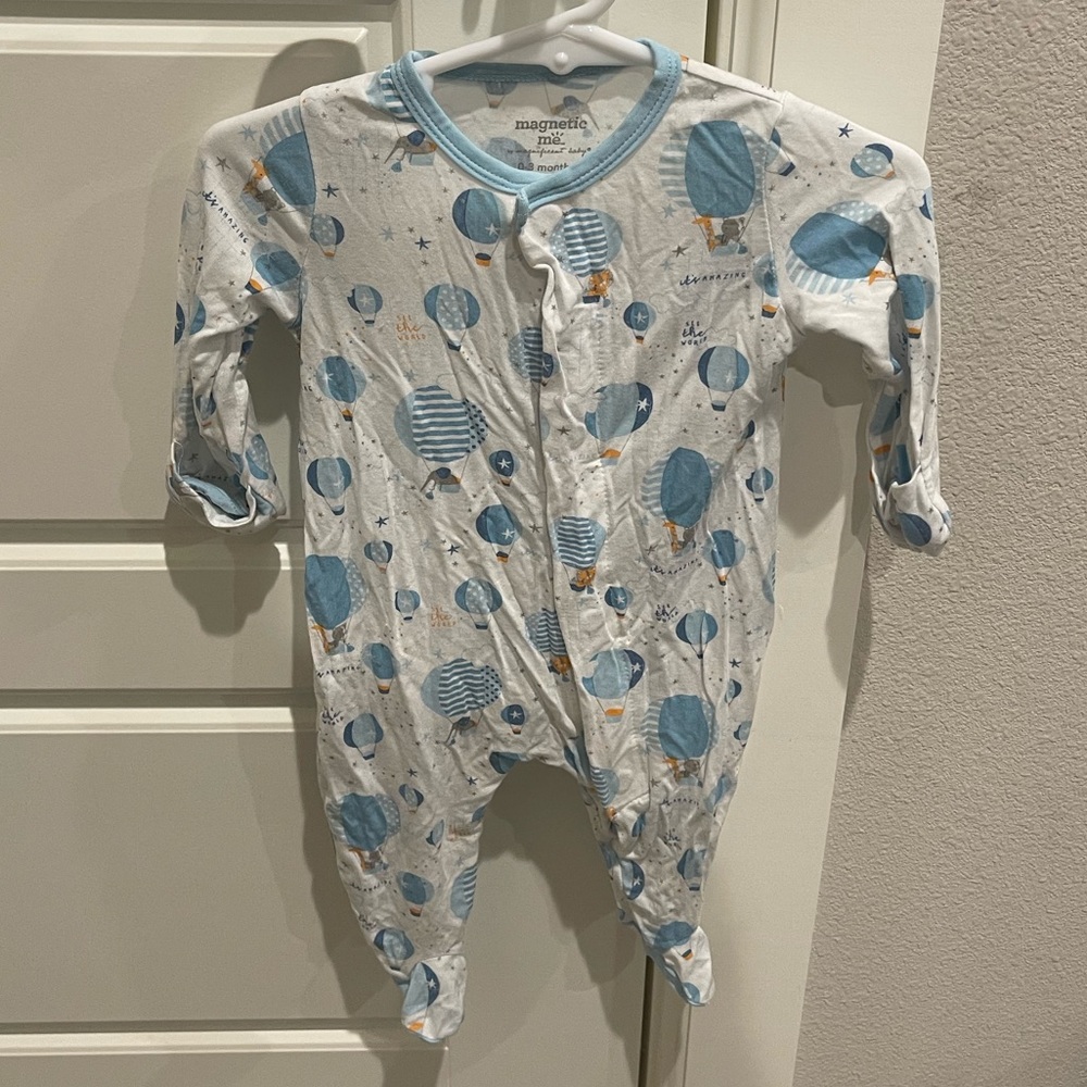 0-3 months Magnetic Me sleeper